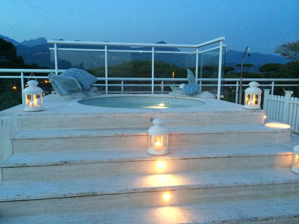 Hotel Residence Villa Marzia Марина-ди-Пьетрасанта Экстерьер фото